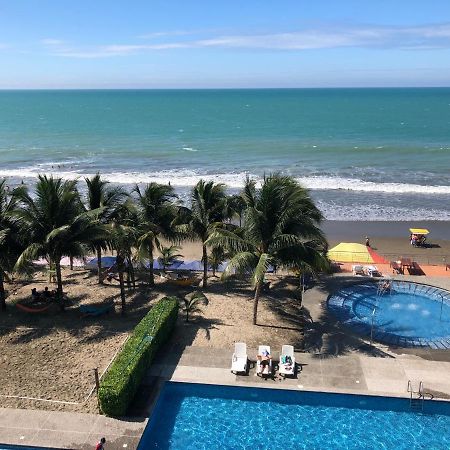 Departamentos Frente Al Mar En Resort Playa Azul-Tonsupa Zewnętrze zdjęcie