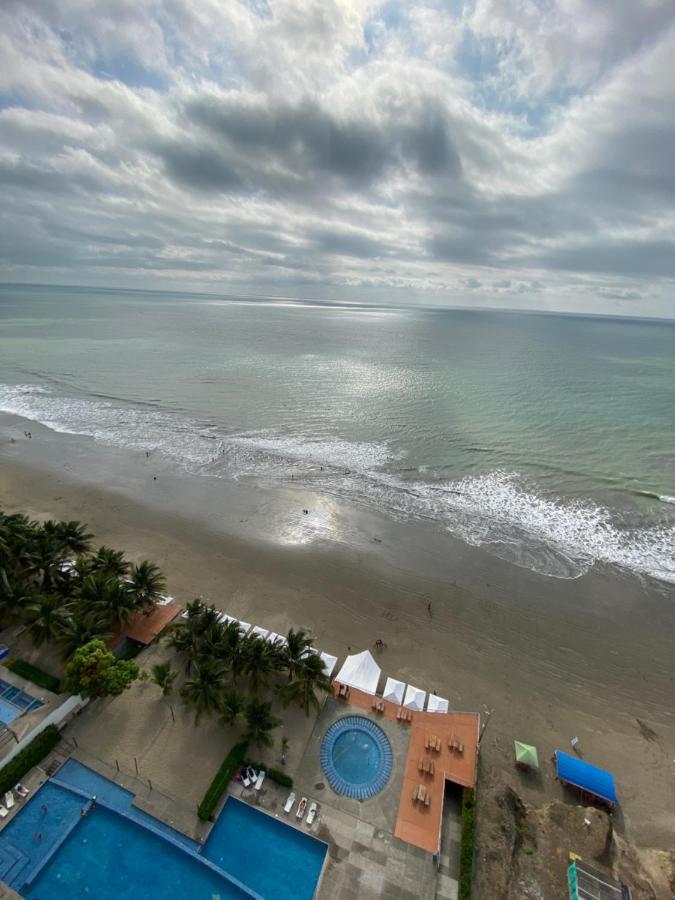 Departamentos Frente Al Mar En Resort Playa Azul-Tonsupa Zewnętrze zdjęcie